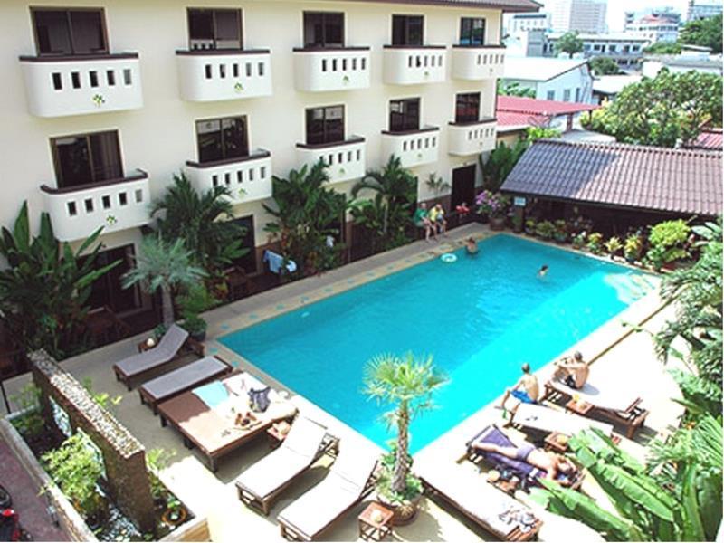 Bonkai Resort Pattaya Exterior photo